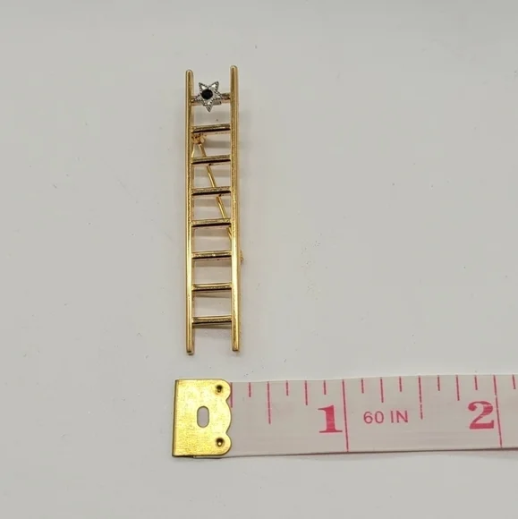 Vintage Mary Kay Reach for the Stars Brooch/Pin​​​ - Picture 4 of 5